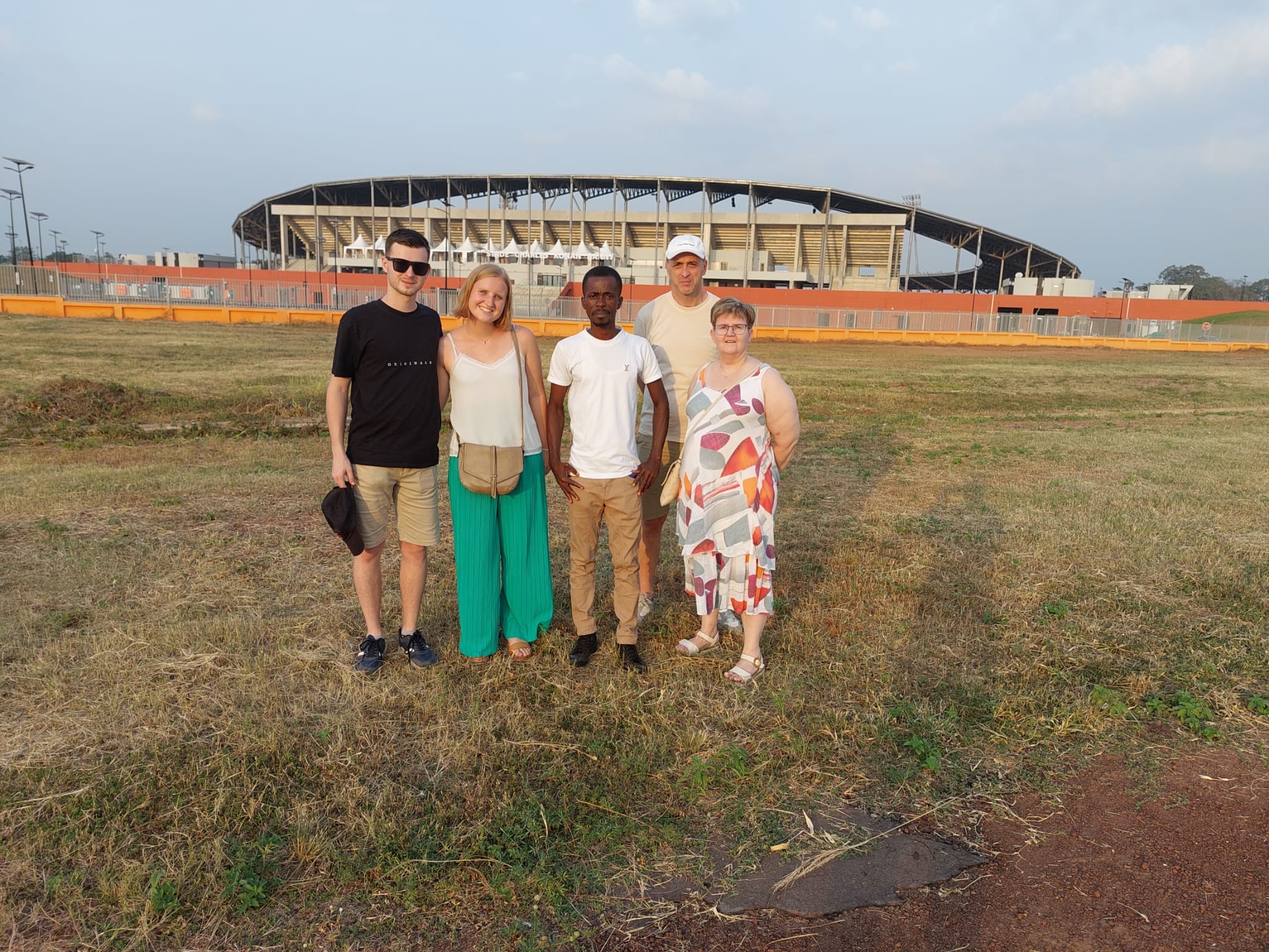 TOURISME PRENEZ CONTACT AVEC NOUS