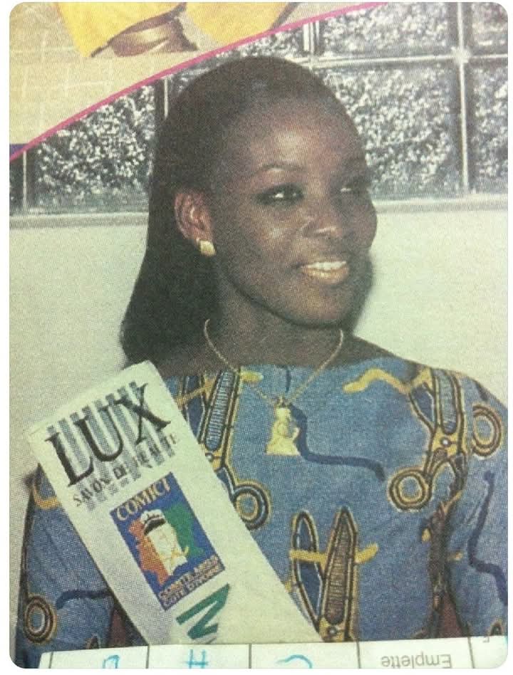 LE TEMPS QUI S'ÉCOULE